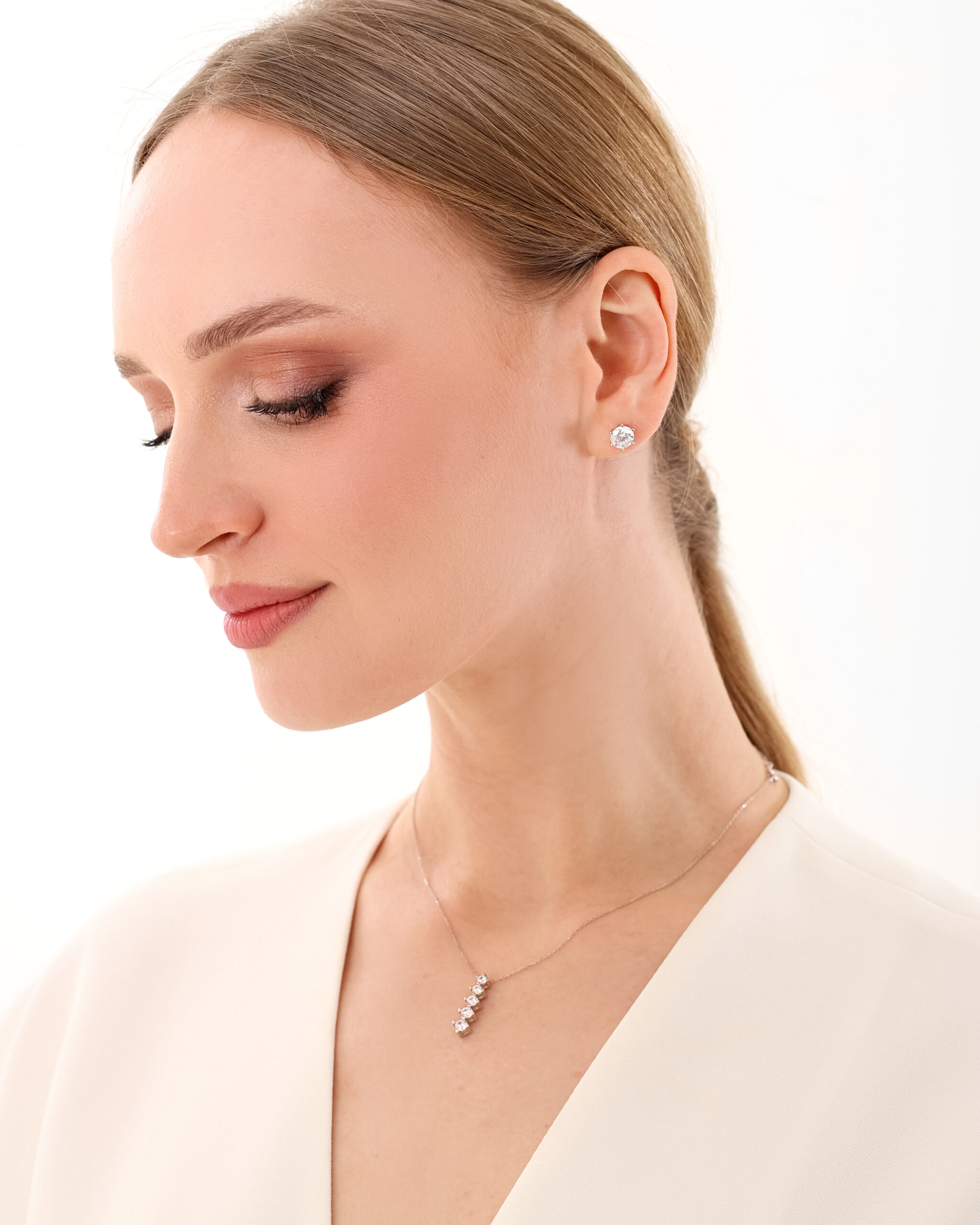 Zirconia Taşlı Prenses Tektaş Gümüş Küpe